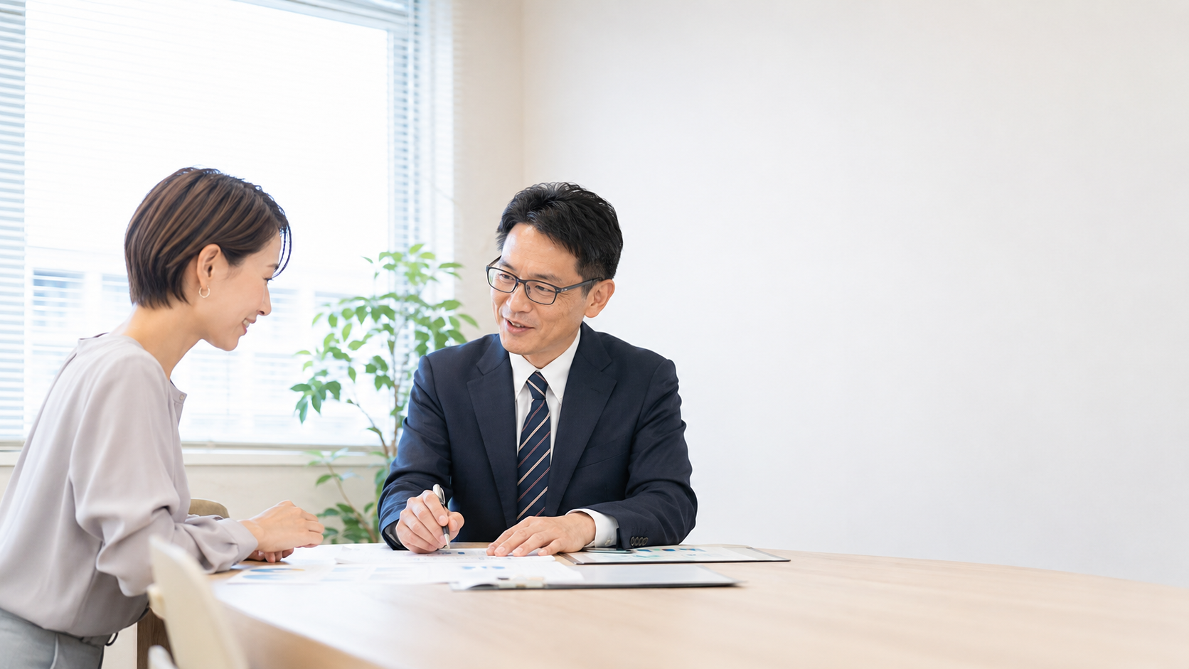 税理士との相談シーン